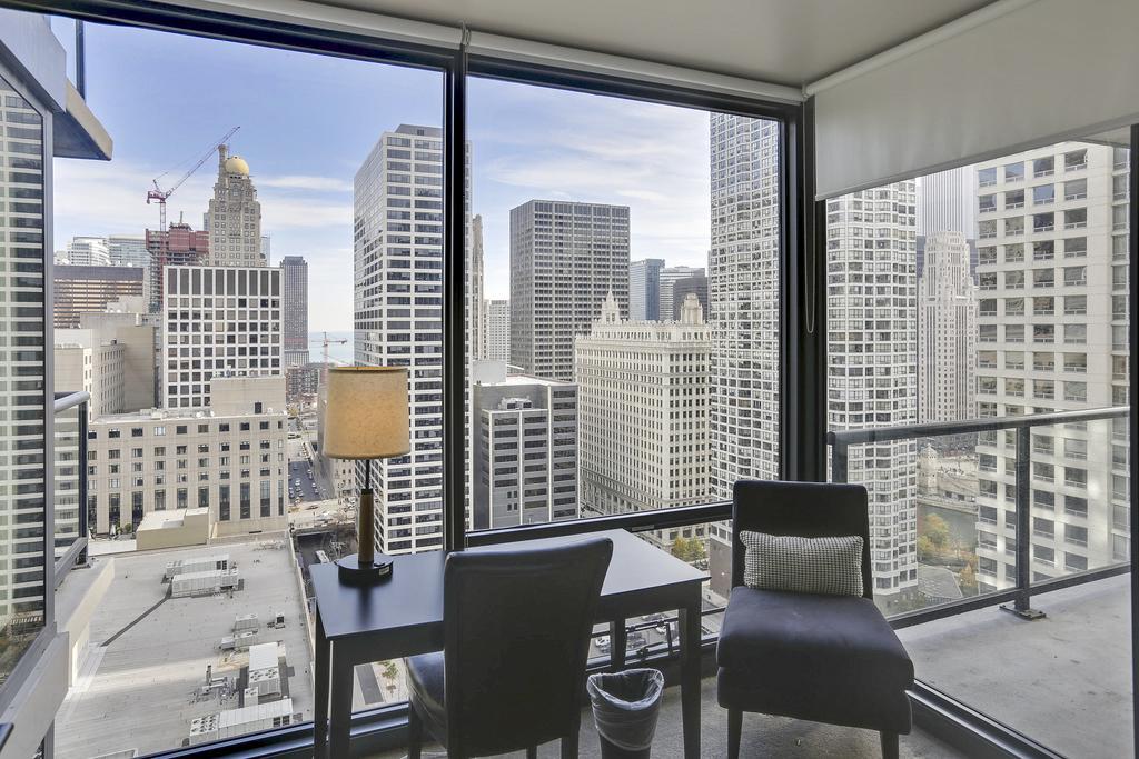 Bridgestreet At State And Grand Aparthotel Chicago Ngoại thất bức ảnh