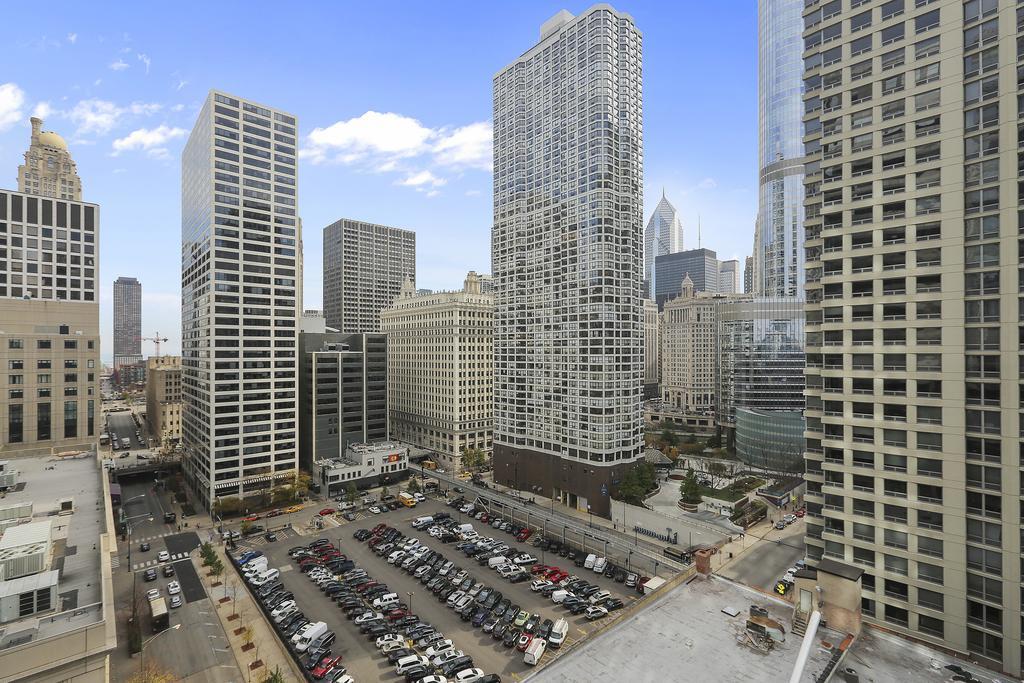 Bridgestreet At State And Grand Aparthotel Chicago Ngoại thất bức ảnh