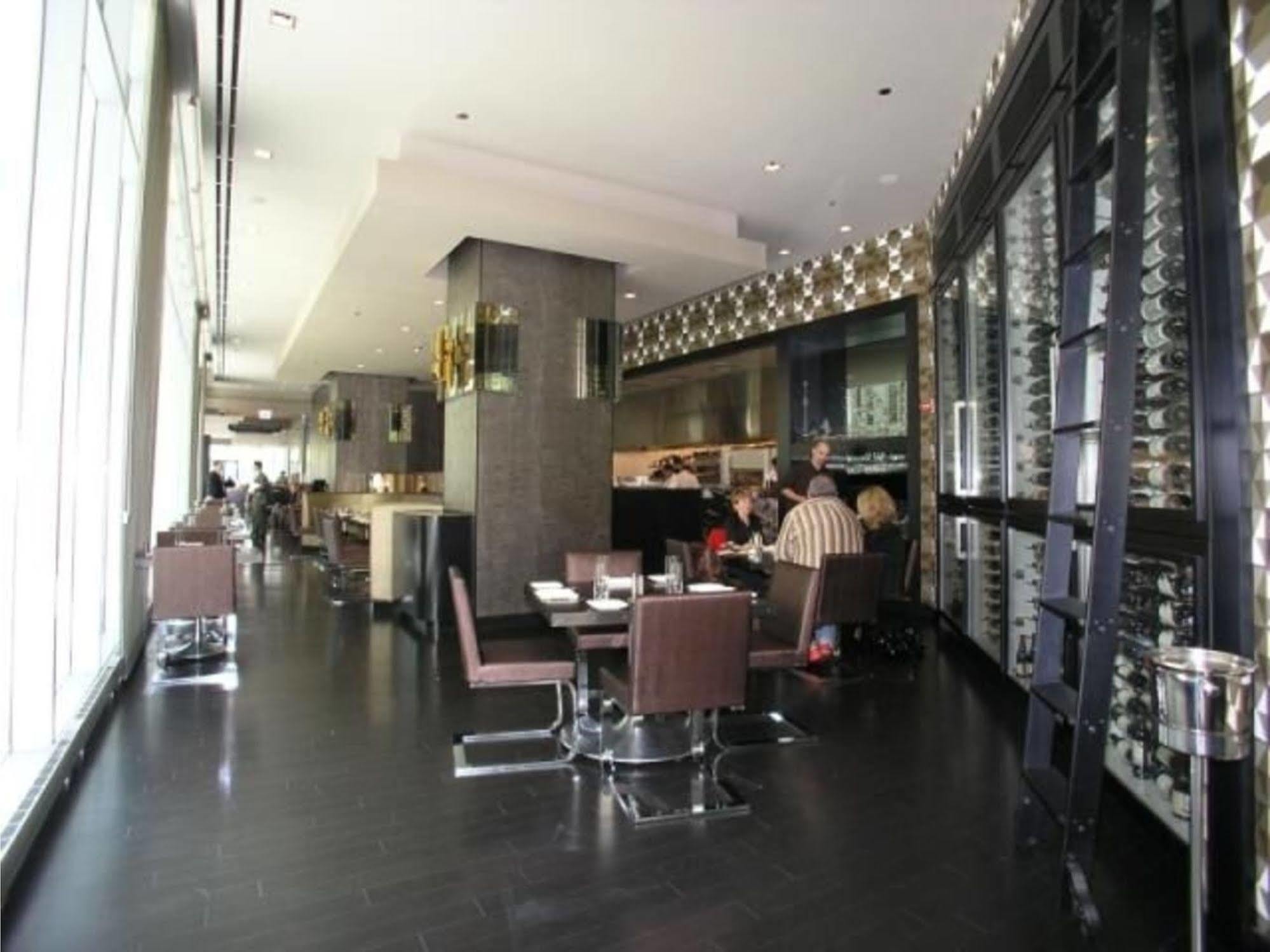 Bridgestreet At State And Grand Aparthotel Chicago Ngoại thất bức ảnh